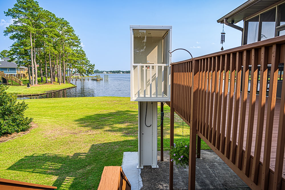 Lake Home Lift